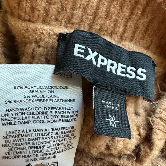 Express knit puff sleeves sweater - Picture 12 of 13